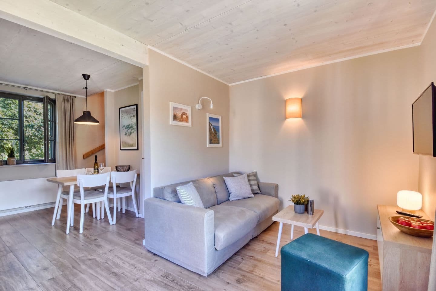 Ferienhaus Boddenblick 15 Feriendorf Klein Stresow Rügen in Klein Stresow – Wohnzimmer