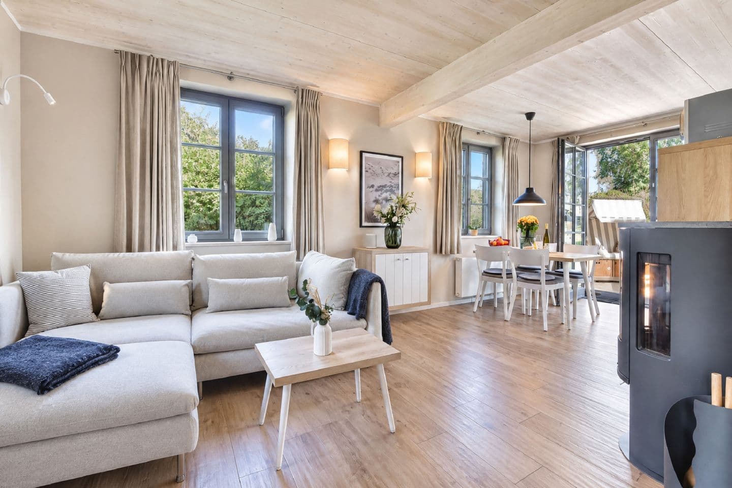 Ferienhaus Mee(h)r Zeit 07 Feriendorf Klein Stresow Rügen in Klein Stresow – Wohnzimmer