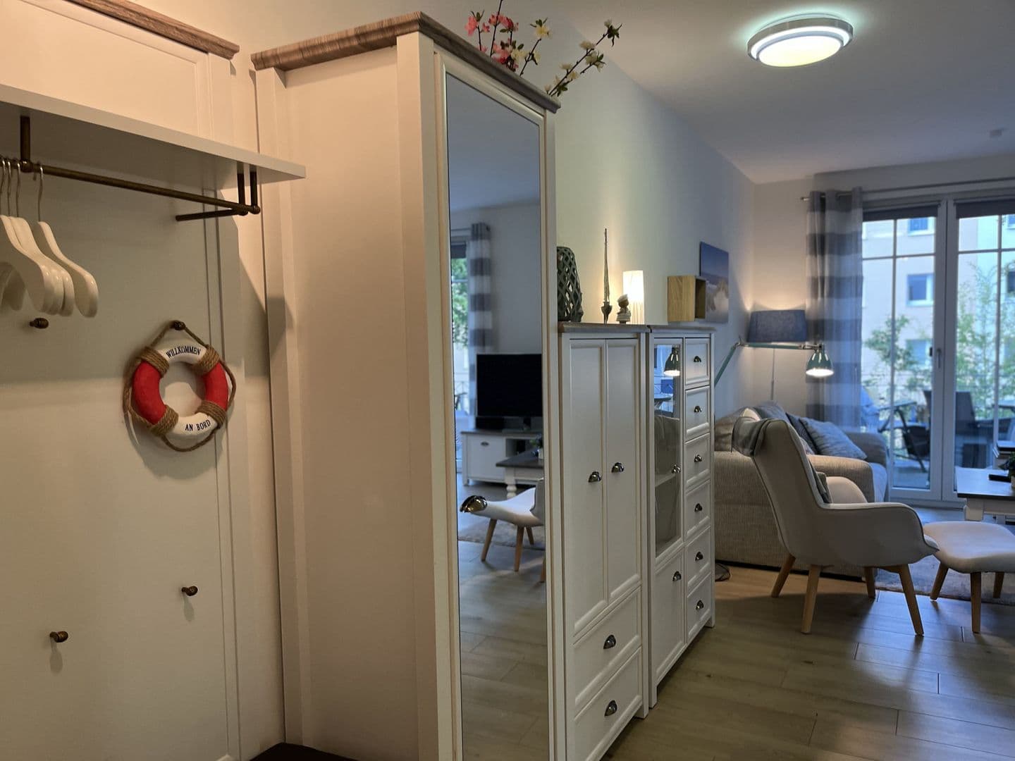 Ferienwohnung Bernstein 10 in der Villa Sofie Binz in Binz – Wohnzimmer