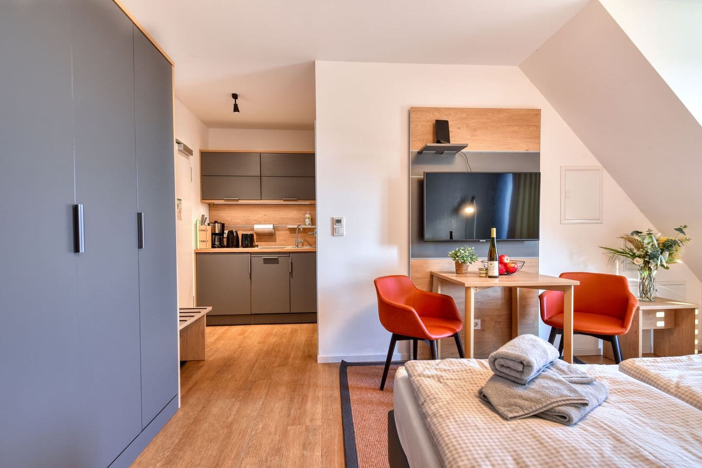 Fischadler 34: Studio mit Balkon im Wreecher Idyll auf Rügen