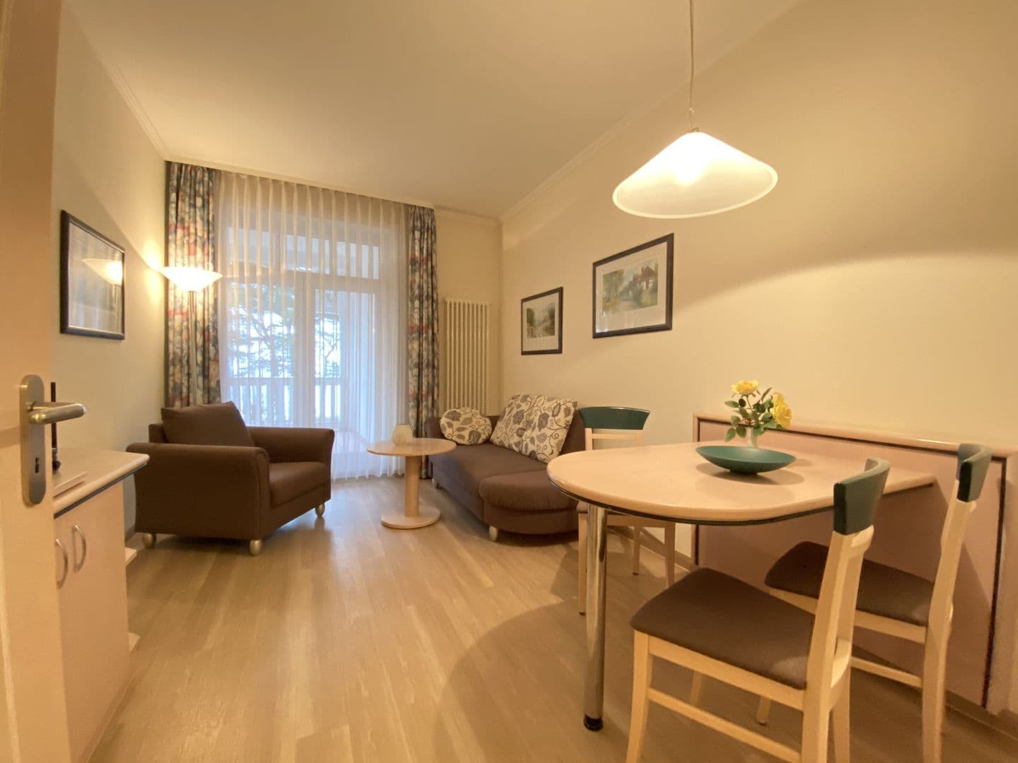 Ferienwohnung Ostseeblick in der Villa Seeadler Binz in Binz – Wohnzimmer