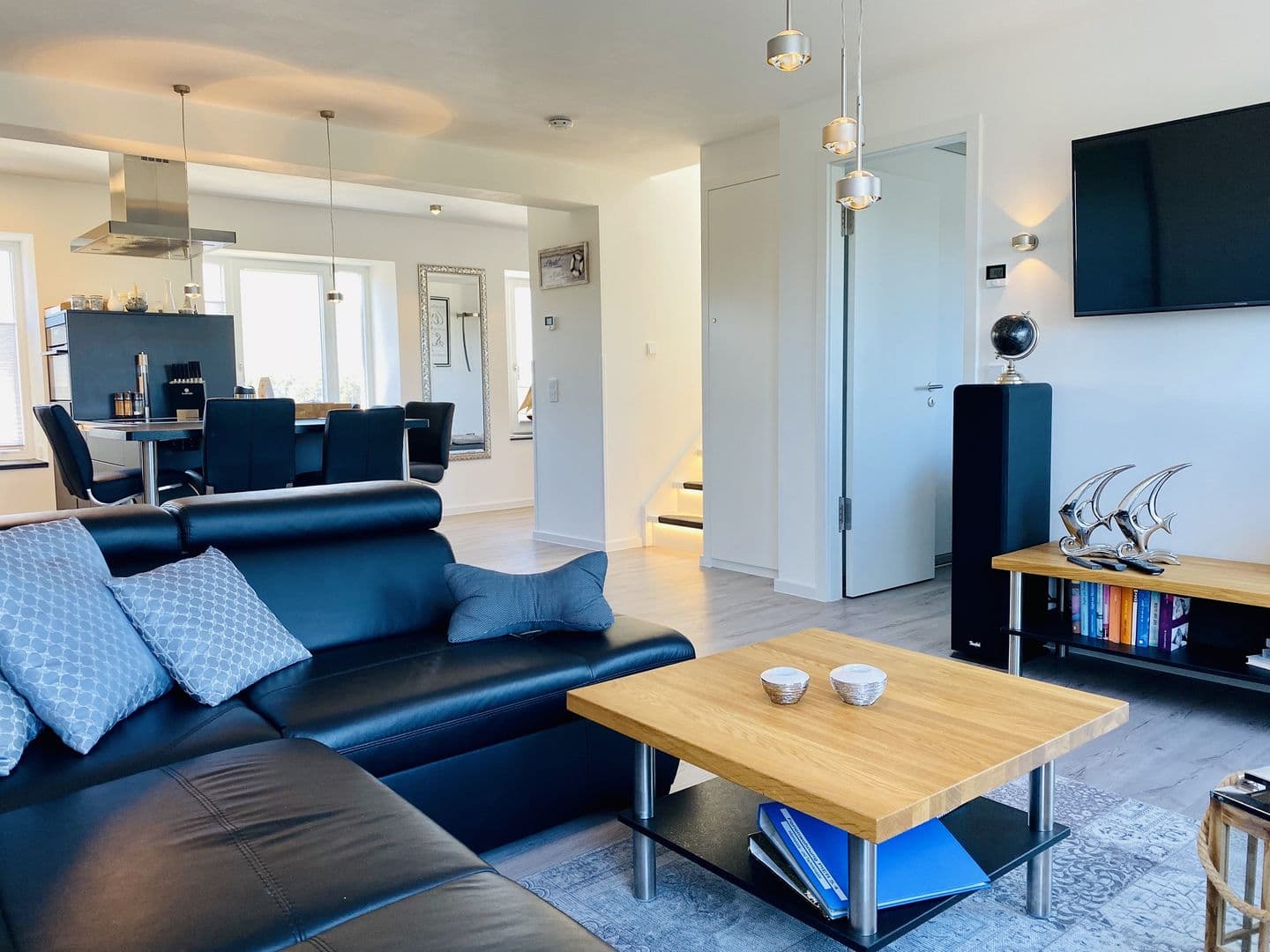 Ferienwohnung Penthouse mit Dachterrasse PIER 5.4 in Binz – Wohnzimmer