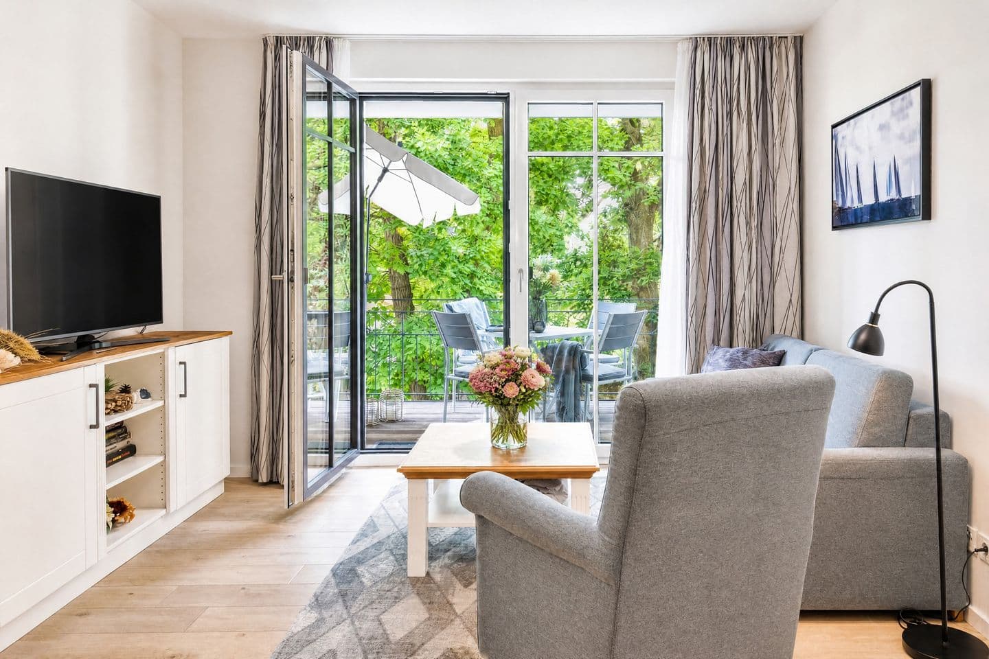Ferienwohnung Seestern 8 Villa Sofie Binz in Binz – Wohnzimmer