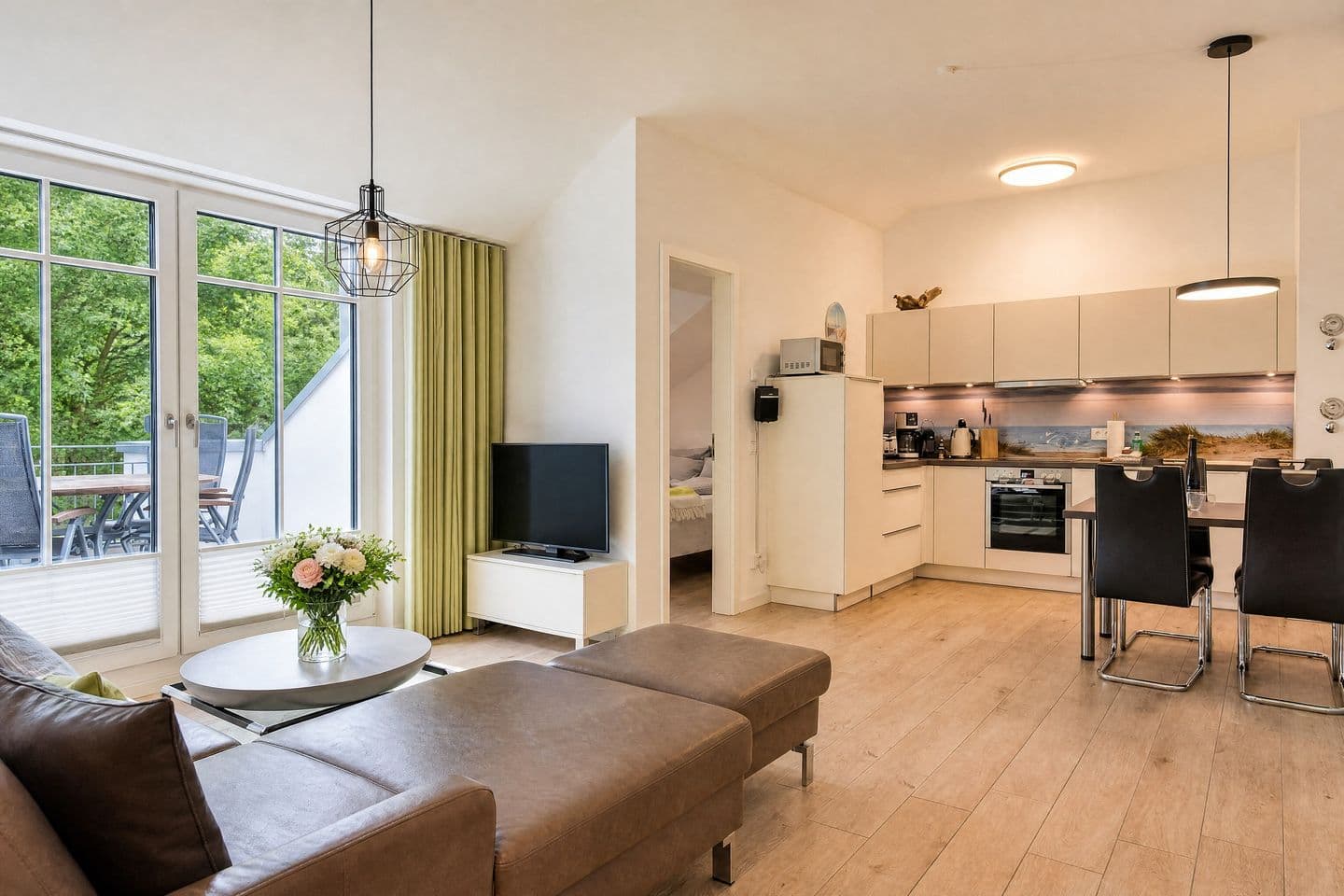 Ferienwohnung Strandmöwe 13 in der Villa Sofie Binz in Binz – Wohnzimmer
