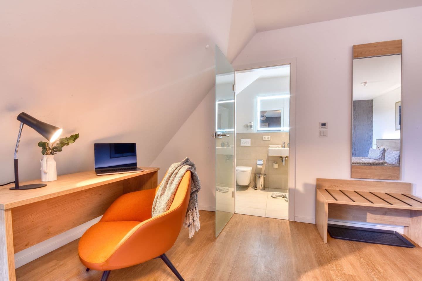 Ferienwohnung Teichhuhn 41 im Wreecher Idyll Rügen in Wreechen – Wohnzimmer