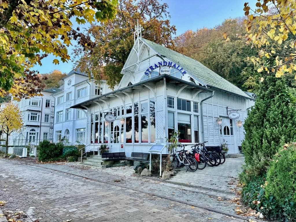 Strandhalle Binz: Schlemmen mit Geschichte